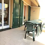 Flat Acquamarina Sanremo