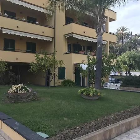 Apartment Flat Acquamarina *