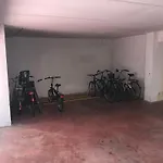 Flat Acquamarina アパート